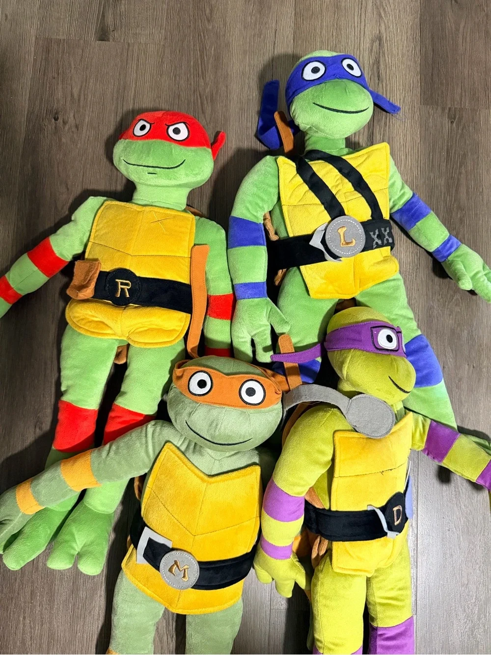 COMPLETE SET of 4 Teenage Mutant Ninja Turtles 26